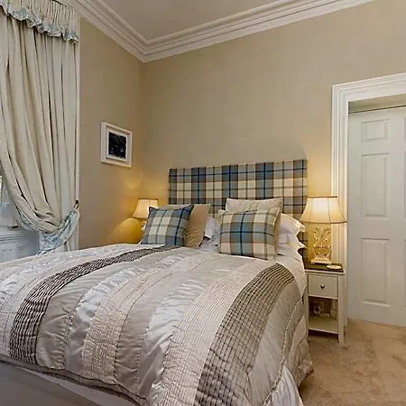Glencree 4*