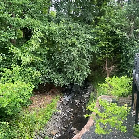 Bed & Breakfast Glencree 4*