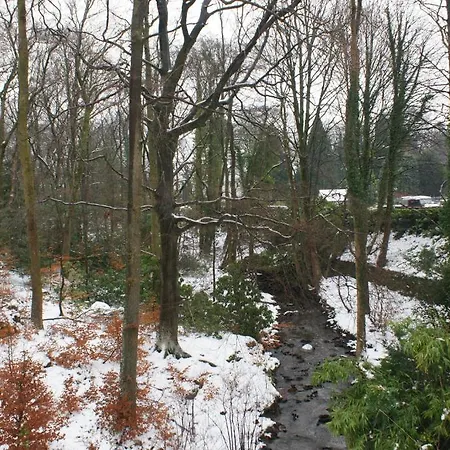 Bed & Breakfast Glencree 4*